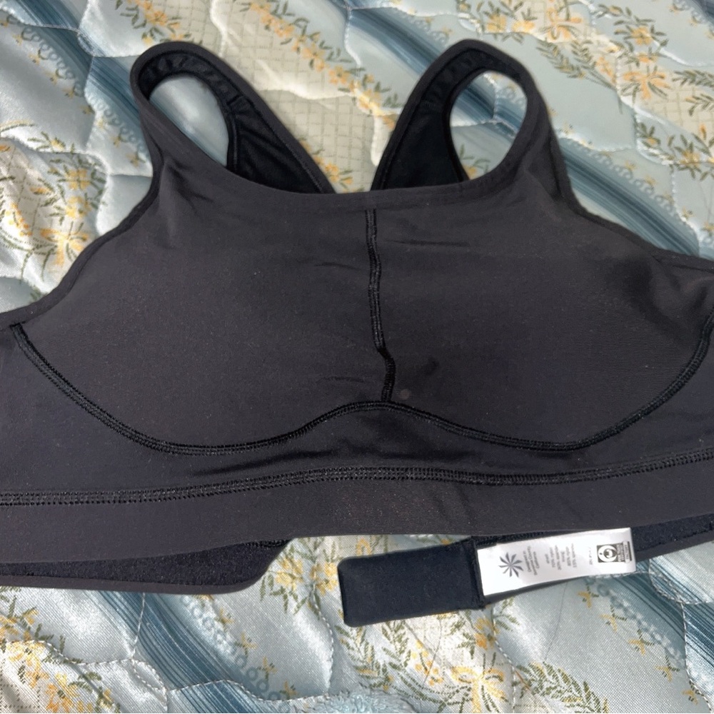 Athleta Black Sports Bra large like new